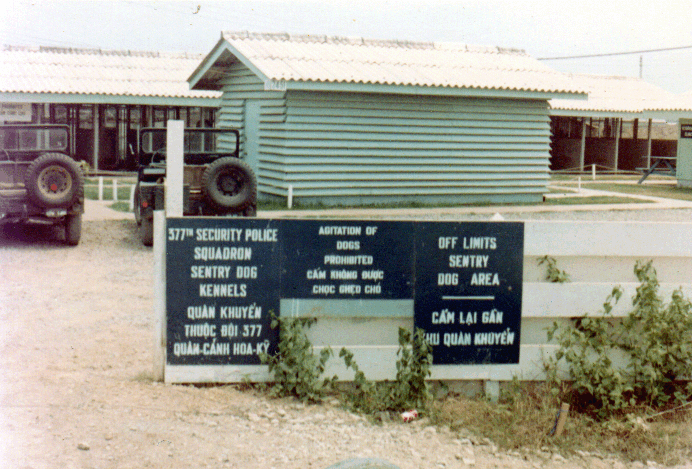 Kennel Entrance 2